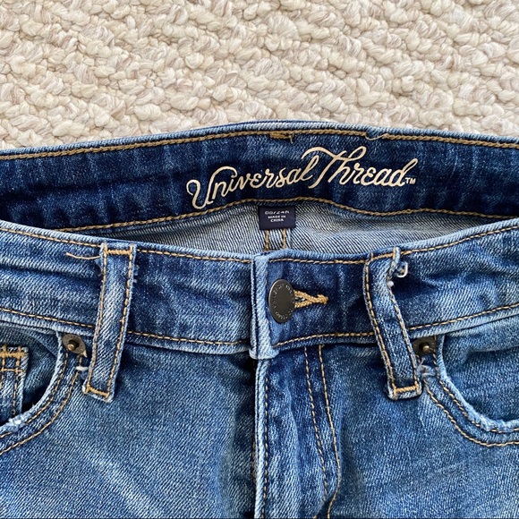 Universal Thread girlfriend jeans - Picture 3 of 4
